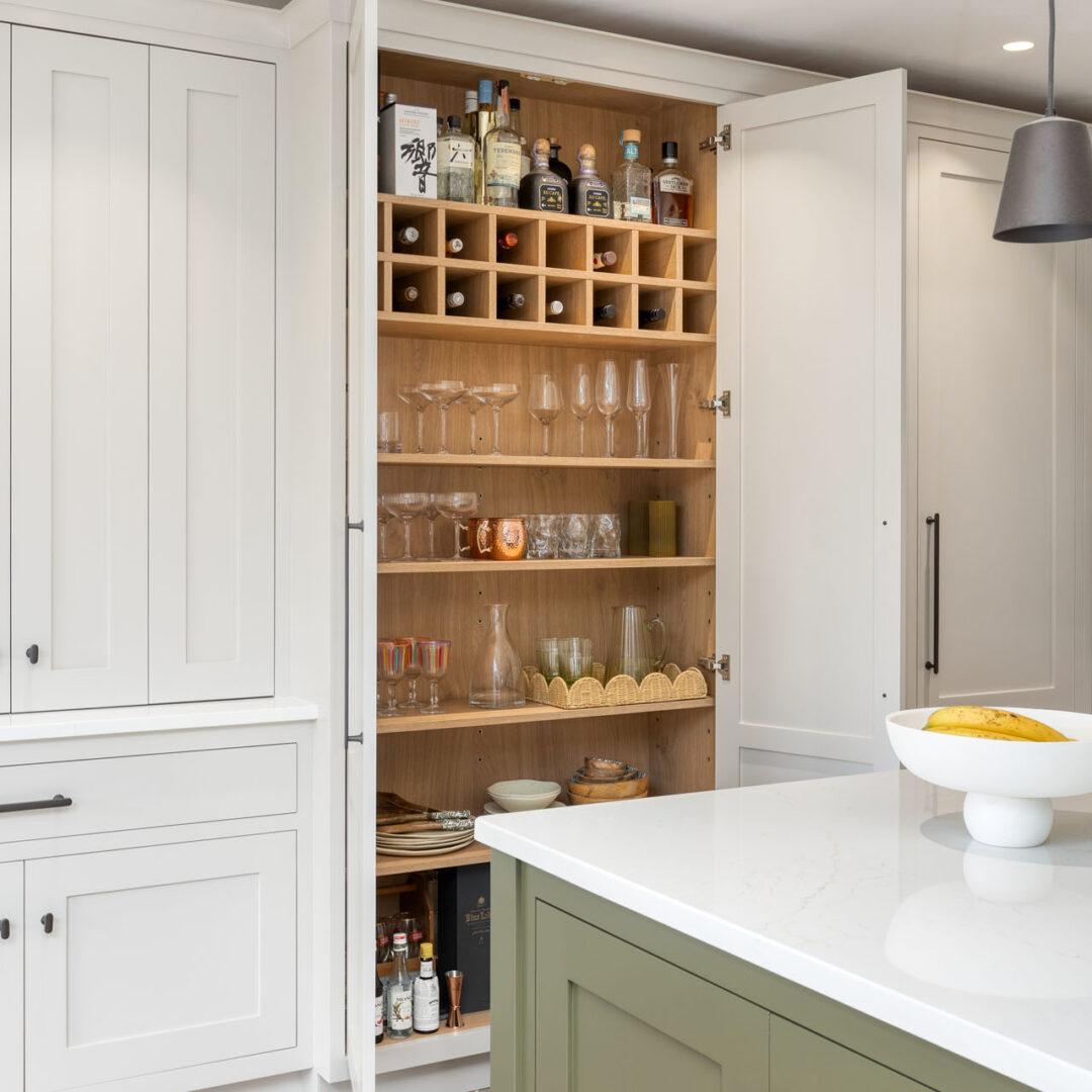 Minimalist Luxury In-Frame Square Frame Shaker Kitchen & Utility ...